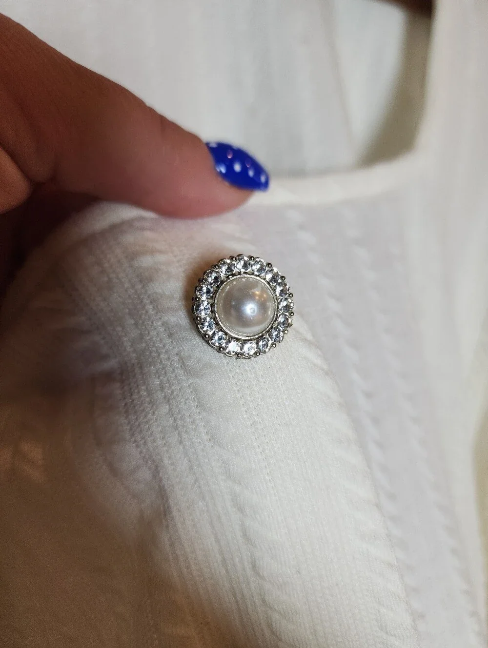 Faux Pearl Rhinestone Button Cream Pullover Lightweight Cable Knit Top Size XL